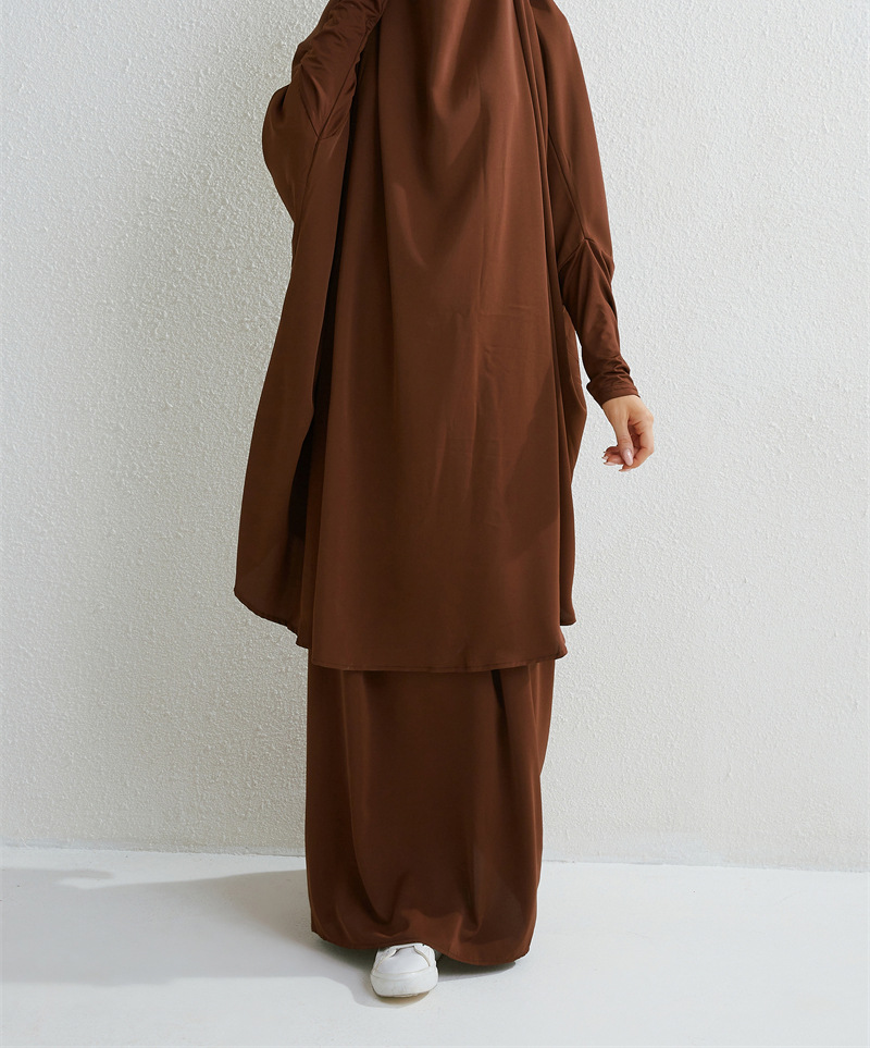 Dammekleeder Abaya Kostüm aus dem Mëttleren Osten_voghion.com