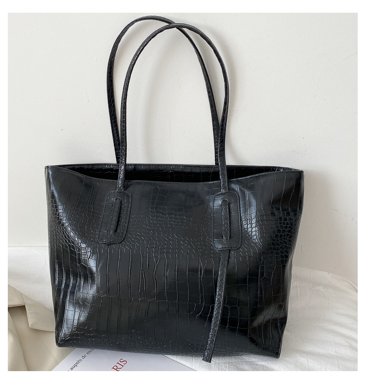 Preprosta ročna torbica z veliko prostornino Ženska torba 2020 Nova modna vsestranska torba za čez ramo Tote Bag_voghion.com