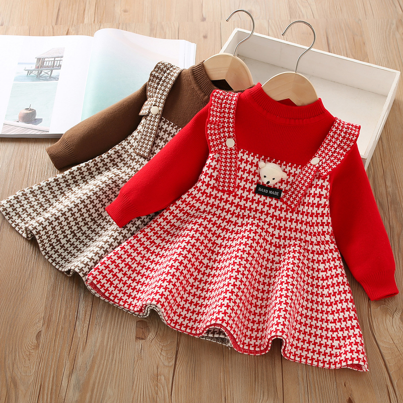 Camisola de lana de estilo occidental para niña, vestido de princesa tejido de dos piezas falso con dibujos animados, otoño/invierno 2023_voghion.com