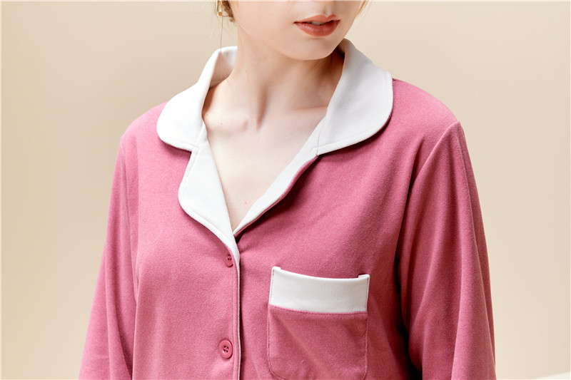 Roupas femininas Pijama feminino de veludo térmico com lapela combinando, cardigan quente respirável e macio com aquecimento para sala de estar e casa_voghion.com