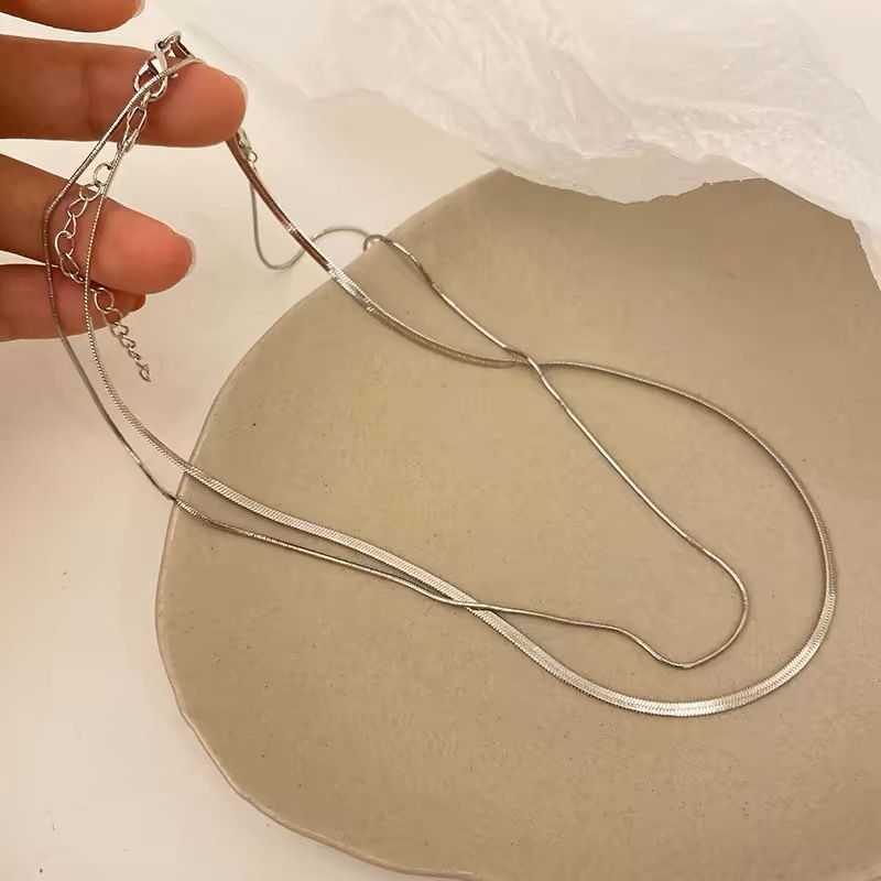 Titanium Steel Does Not Fade! Double-layer Stacked Snake Bone Fine Necklace Female Niche Design Advanced Sensory Chain Lock Sweet Cool Bone Chain_voghion.com