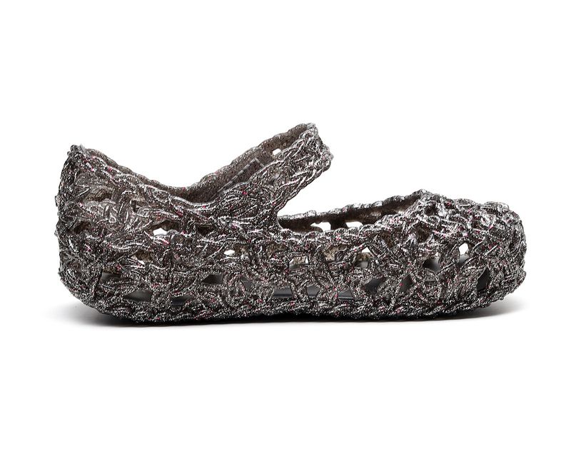 Mother&Kids Hot Picking Mini Me Factory Direct Supply Jelly Kinderschuhe Sommerstroh gewebte Kunststoff-Clogs für Jungen- und Mädchensandalen_voghion.com