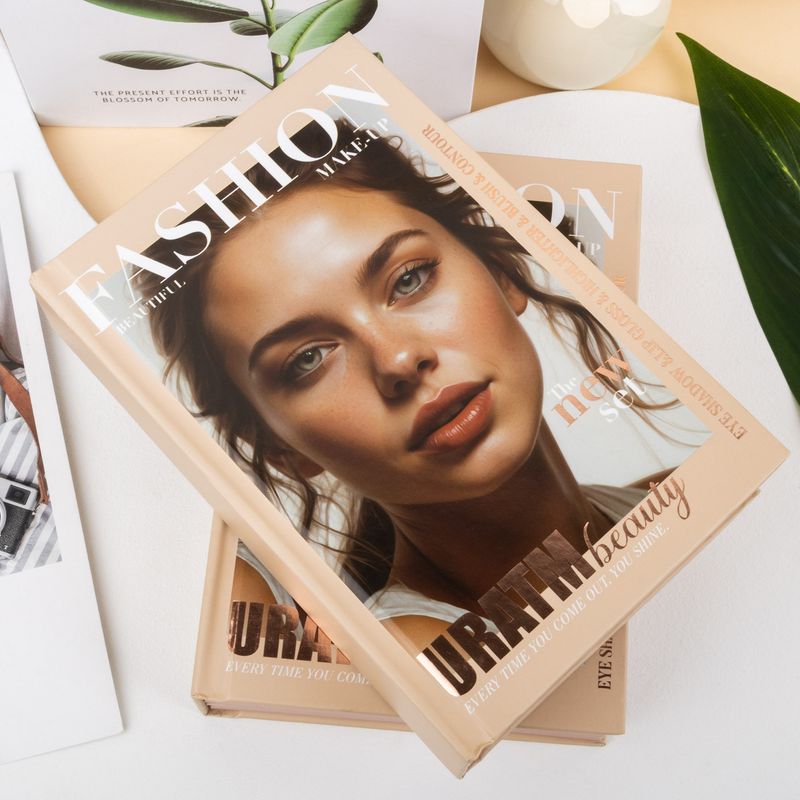 URATM 67-Color 5-Layer Flipbook Makeup Palette - Matte/Pearl Eyeshadows, Blush, Contour & Highlight All-in-One_voghion.com