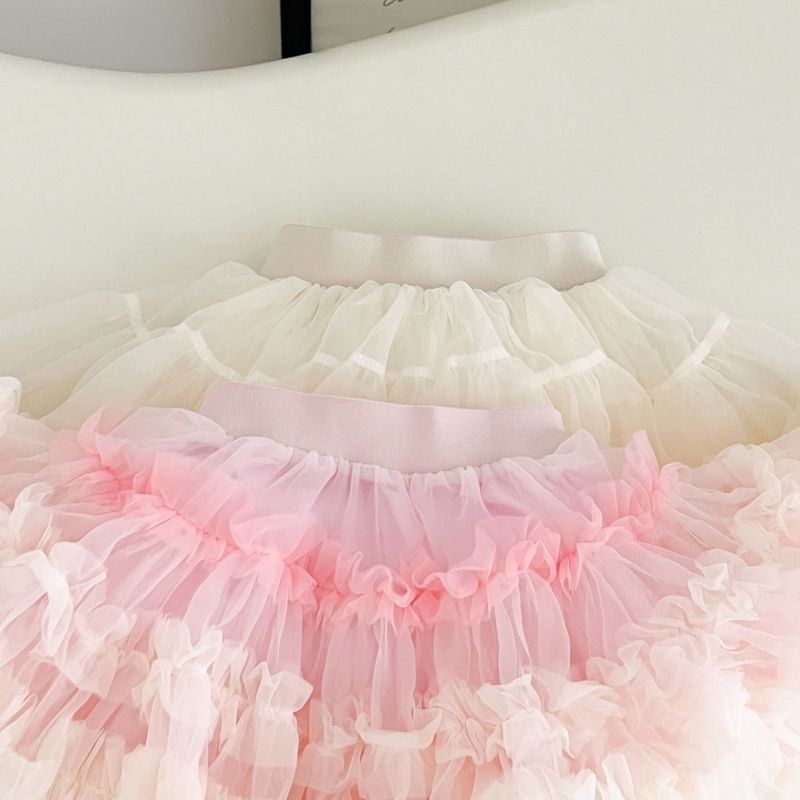 2025 Meisjes Herfst en Winter Nieuwe Gebreide Tweedelige Set Koreaanse Ronde Hals Beer Strik Trui + Tutu Rok_voghion.com