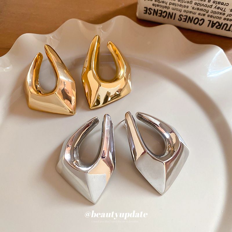 Orecchini a bottone geometrici irregolari esagerati in argento placcato oro vero, leggeri, di lusso e di alta qualità._voghion.com