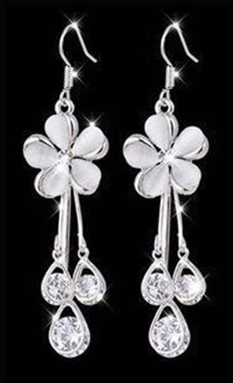 Women's Internet Celebrities With Versatile Korean Style Personality Long Tassel Stud Earrings_voghion.com
