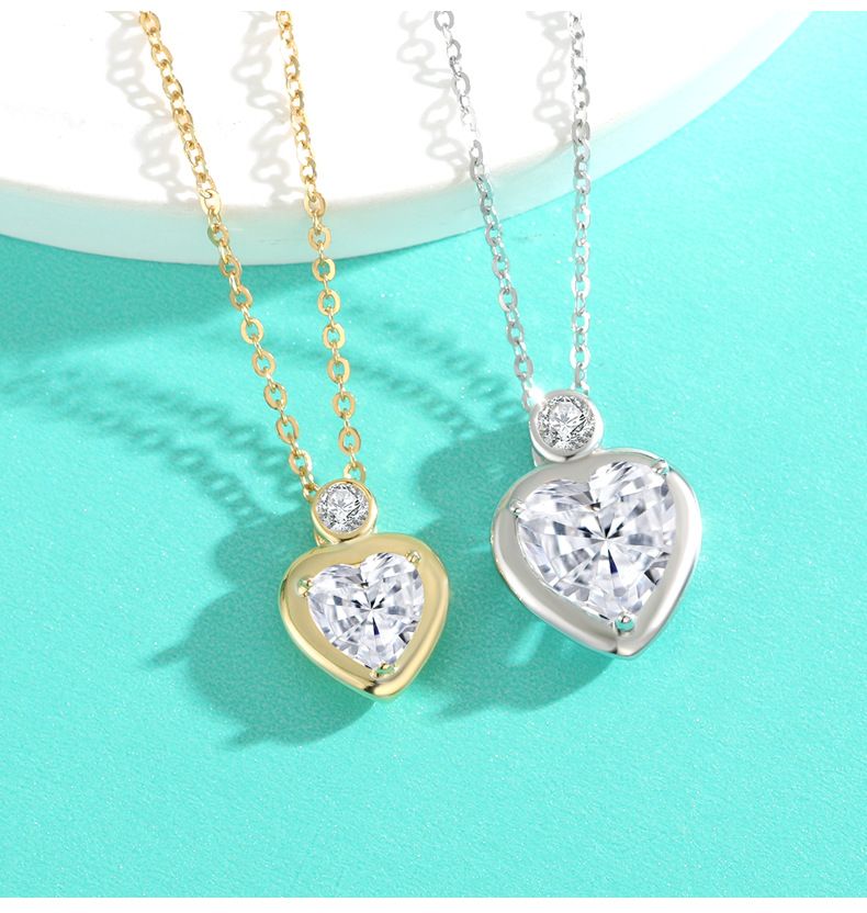 Collier en argent sterling avec pendentif en forme de cœur et moissanite pour femme, chaîne de clavicule polyvalente, simple et tendance_voghion.com