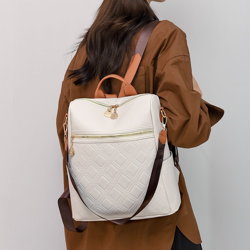 Embossed Shoulder For Women New Style, Fashionable And Large Capacity, Casual Travel Class Commuting Backpack,_voghion.com