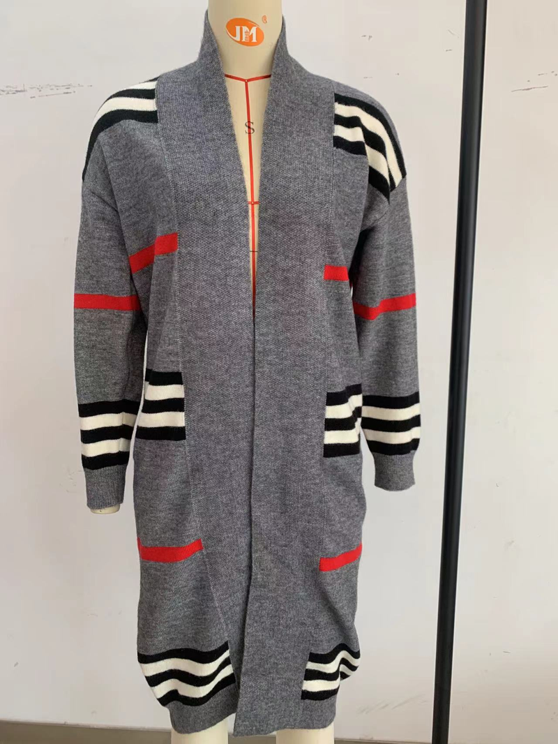 Cardigan lungo da donna in maglia a righe_voghion.com