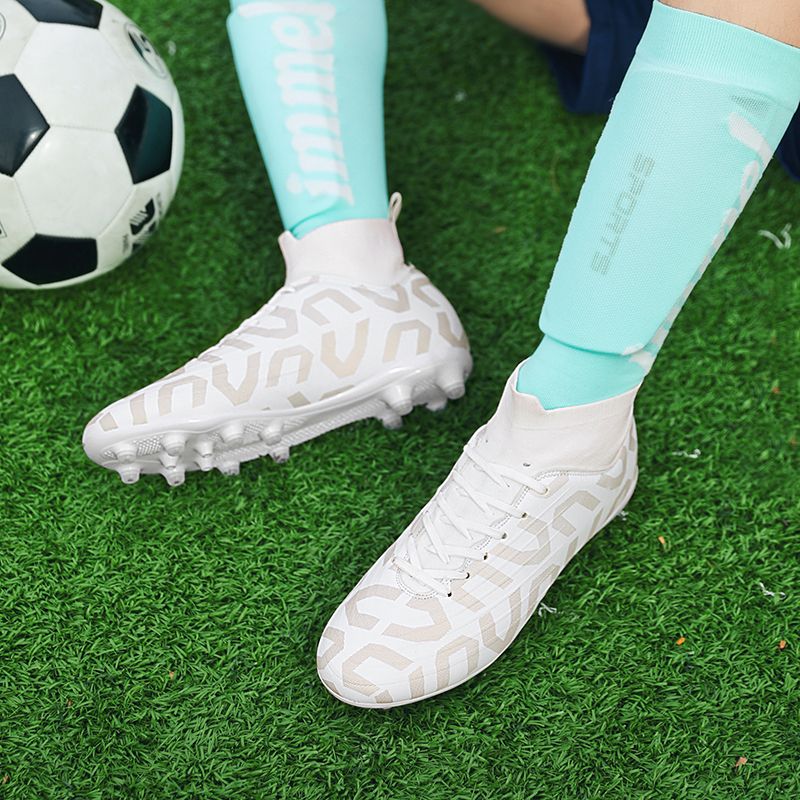 Tacchetti Scarpe da calcio unisex professionali da uomo Scarpe da calcio con punte lunghe alla caviglia Scarpe da calcio per interni di alta qualità di vendita calda_voghion.com