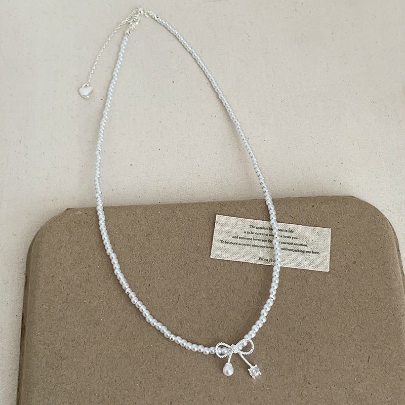 Classybych Light Luxury Bowknot Pearl Necklace Simple High-end Personality Fashion Versatile Collarbone Choker_voghion.com