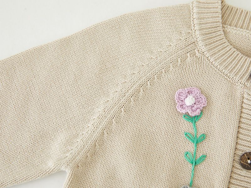 Handbestickte Strickjacke für Mütter und Kinder, für Kleinkinder und kleine Mädchen, weicher Baumwollpullover mit offener Vorderseite und Blumenmuster (90–140 cm, Weiß/Marineblau/Rot)_voghion.com