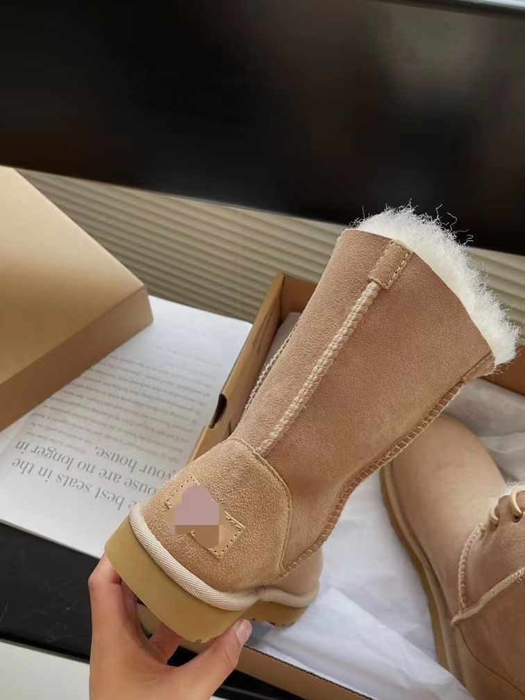 Mittlere Röhre zwei tragen faltbare Mode Schneestiefel Winter Schaffell Fell integrierte vielseitige Freizeitstiefel Frauen_voghion.com