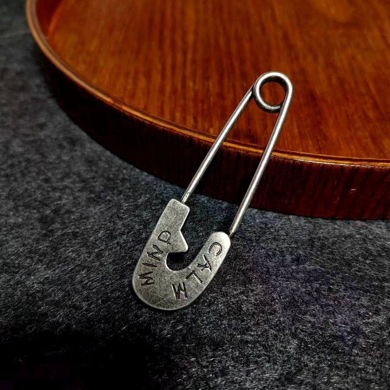JM Silver Light Gray Series Coat Hat Sweater Shawl Hole Shoes Pin_voghion.com