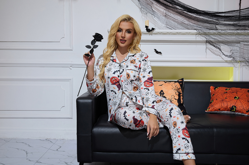 Pigiama di Halloween da donna – Manica lunga e pantaloni con stampa di zucche giocose (comoda miscela di poliestere, stile camicia con bottoni, dalla S alla XL)_voghion.com