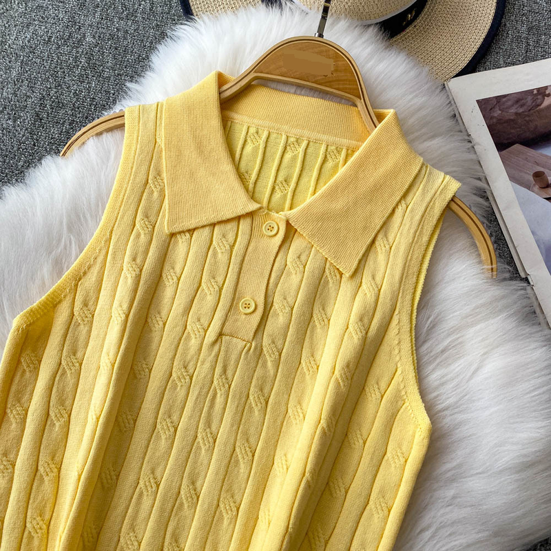 Women's Clothing Twisted POLO Collar Sleeveless Knitted Vest Slim Fit Two Button Casual Top_voghion.com