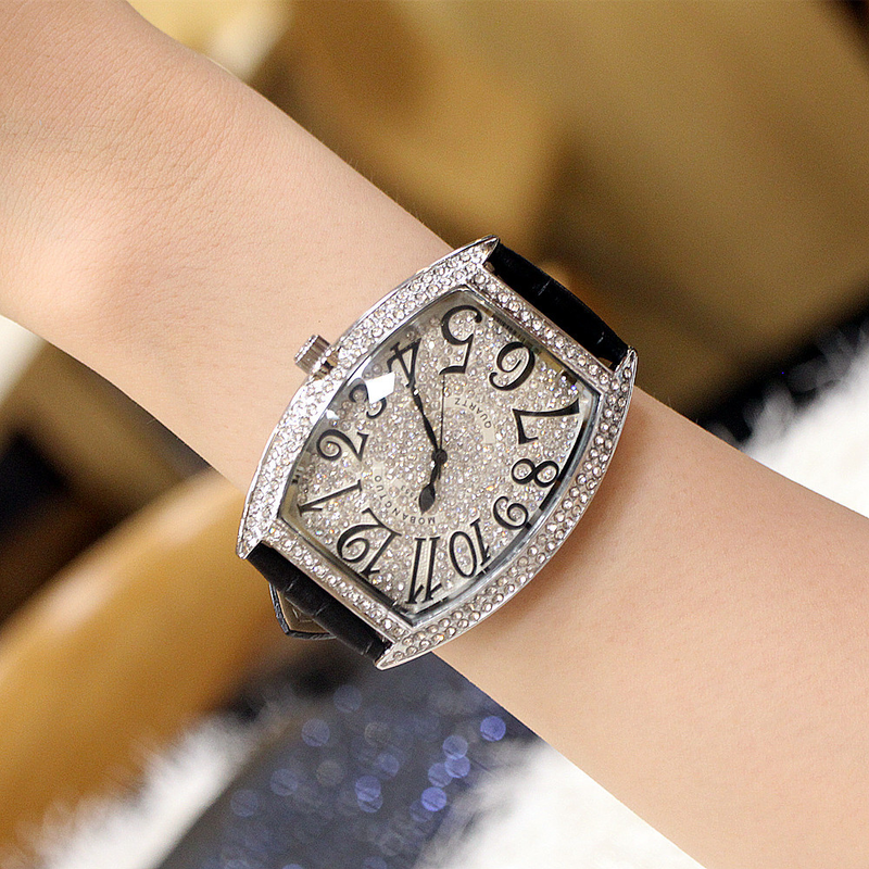 Internet celebrity new large authentic men's watch fashion full diamond digital quartz waterproof barrel type genuine leather watch_voghion.com