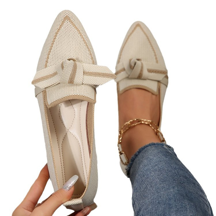 Λεπτό και μυτερό, φαρδύ μονό παπούτσι με επίπεδη σόλα για γυναίκες το 2025. Μοντέρνο παπιγιόν με ένα πόδι και πλέξη Fly Knit._voghion.com