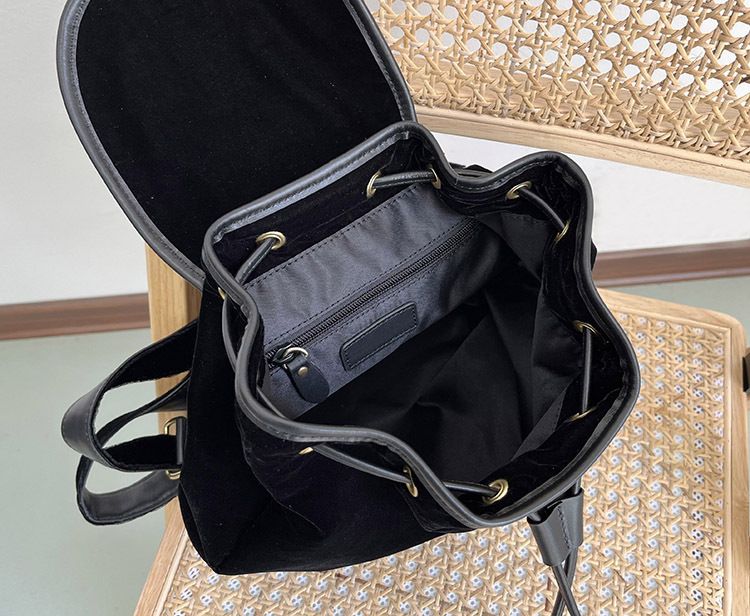 Zaino in velluto Milk Shoulders, versione coreana della borsa da donna Niche_voghion.com