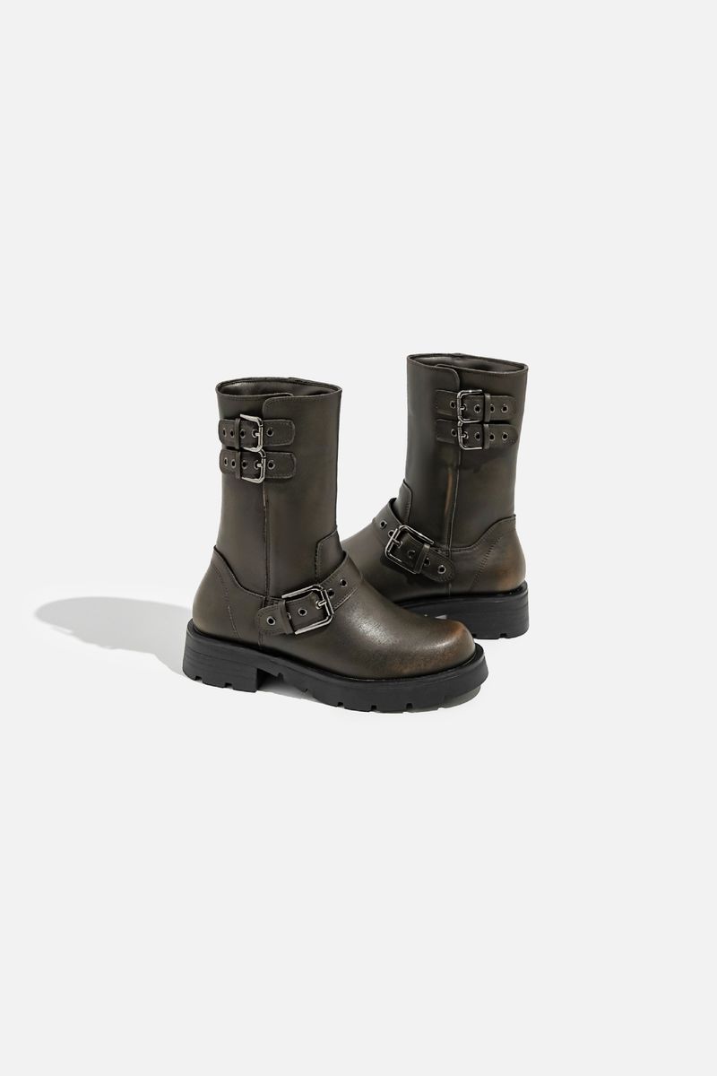 Neue Plateau-Stiefeletten mit runder Spitze und Gürtelschnalle aus Metall_voghion.com