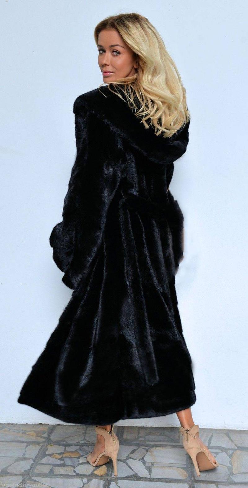 Damenbekleidung großer langer Mantel mit Rock Pelzmantel_voghion.com
