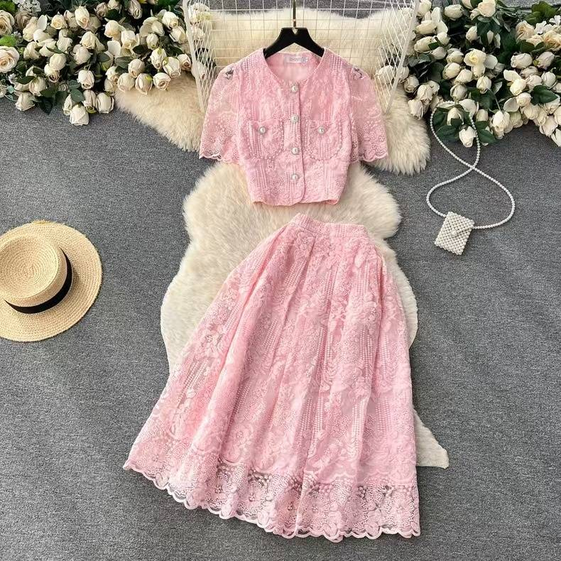 Abbigliamento da donna di alta qualità, stile da donna, completo da donna, camicia con maniche a sbuffo, pizzo, gancio, fiore, due pezzi, gonna a vita alta e sottile_voghion.com