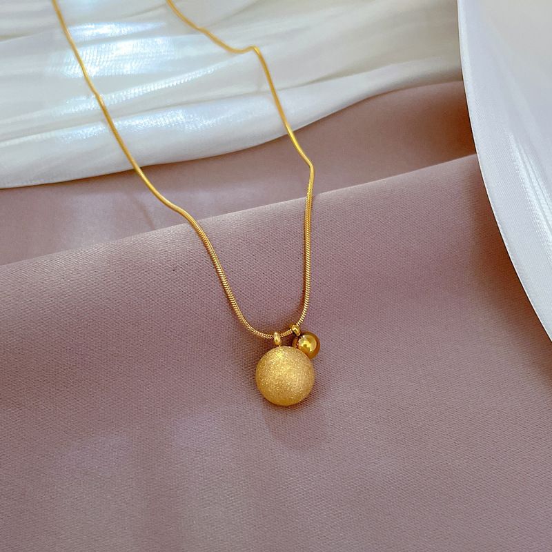 【Acciaio al titanio a corpo intero】 Collana in oro autentico estremamente semplice con fornace a sfera bipolare per donna, maglia rossa_voghion.com