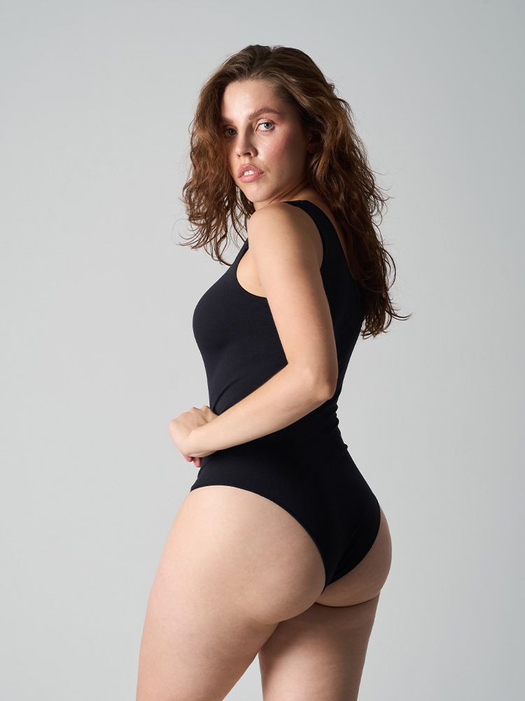 SKIMS Same Seamless European And American Style Hip Lift Tummy Control Shaping Sexy High Elastic One-piece Bodysuit_voghion.com
