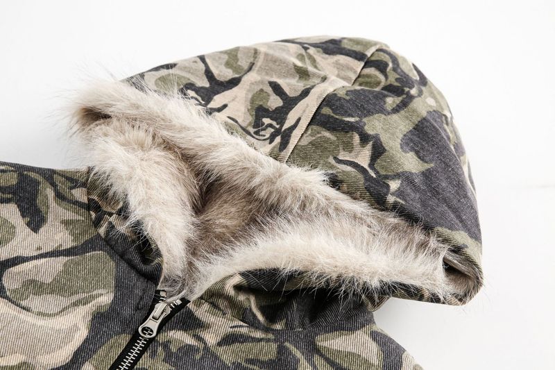 Abbigliamento maschile Real Shot Giacca in cotone con collo in pelliccia mimetica di alta qualità_voghion.com