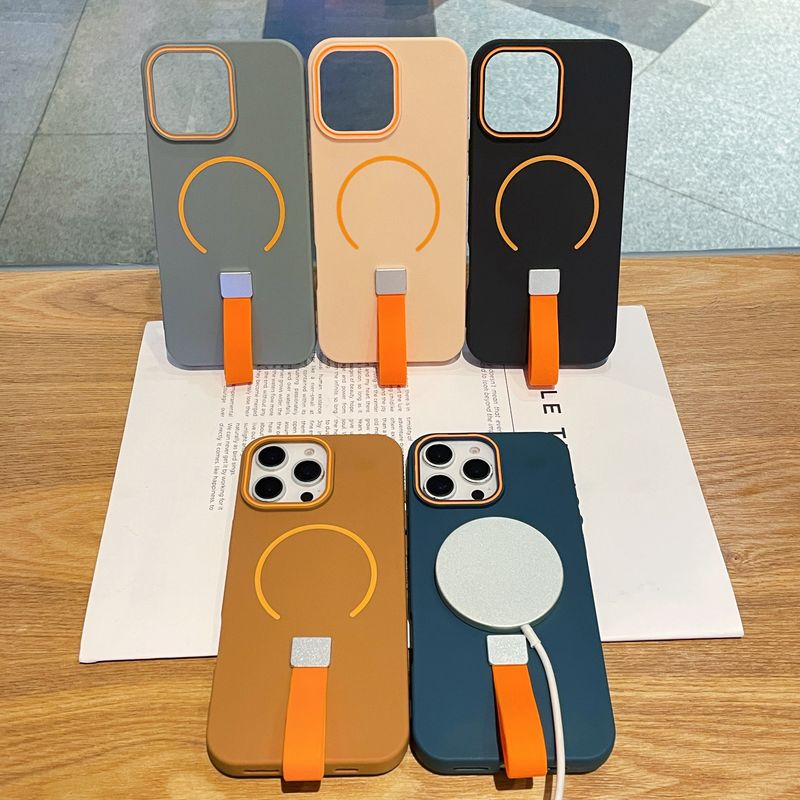 Custodia magnetica opaca con cinturino in silicone per ricarica wireless per iPhone 16, 15 Plus, 14, 13, 12, 11 Pro Max, morbida in TPU_voghion.com