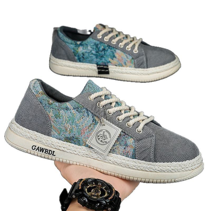 2026 Fashion Sneakers Skateboarding Shoes Youth/Men Low Top Lace-Up Breathable Non-Slip Wear-Resistant Canvas Running Shoes_voghion.com