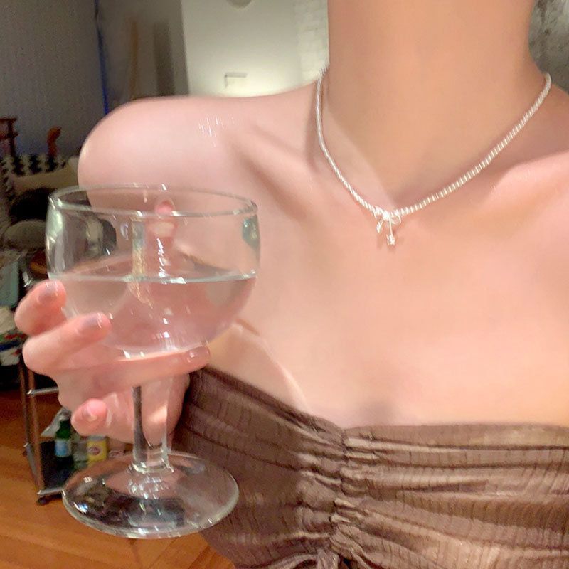 Classybych Light Luxury Bowknot Pearl Necklace Simple High-end Personality Fashion Versatile Collarbone Choker_voghion.com