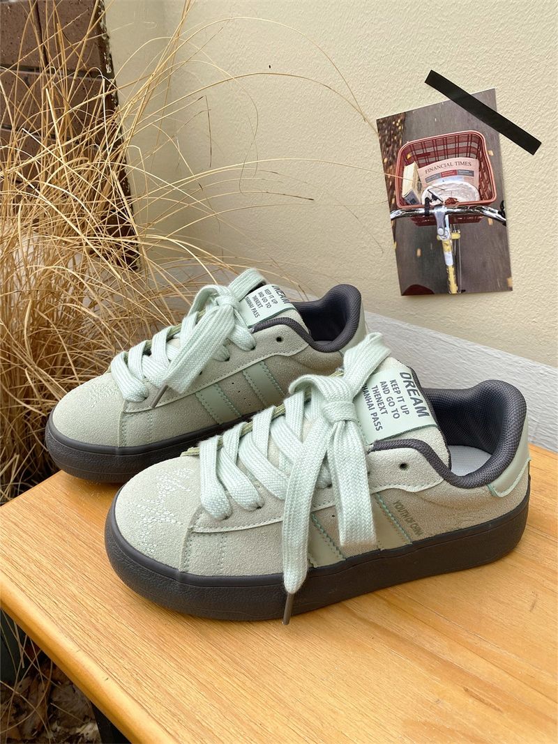 Trampki damskie 2024 wiosna nowy gorący styl niszowy retro wszechstronny gruba podeszwa białe buty casual sport niemieckie buty treningowe_voghion.com