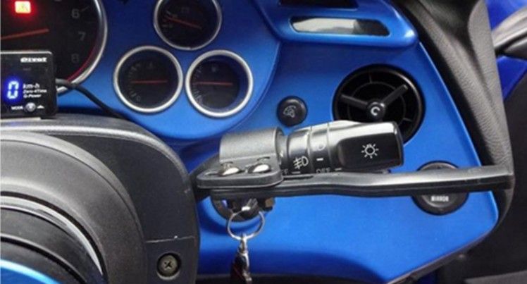 Auto modifizéiert Lenkrad Schnellwiel Lenkstangenverlängerung Signallicht Verlängerungsstang Aluminiumlegierung Signalsteierstang_voghion.com