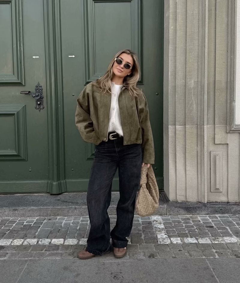 Herbstliche Damen-Bomberjacke mit Flanell-Revers – 9 trendige Farben (XS/S/M/L) | Stylischer Streetwear-Mantel mit lockerer Passform und Fledermausärmeln_voghion.com