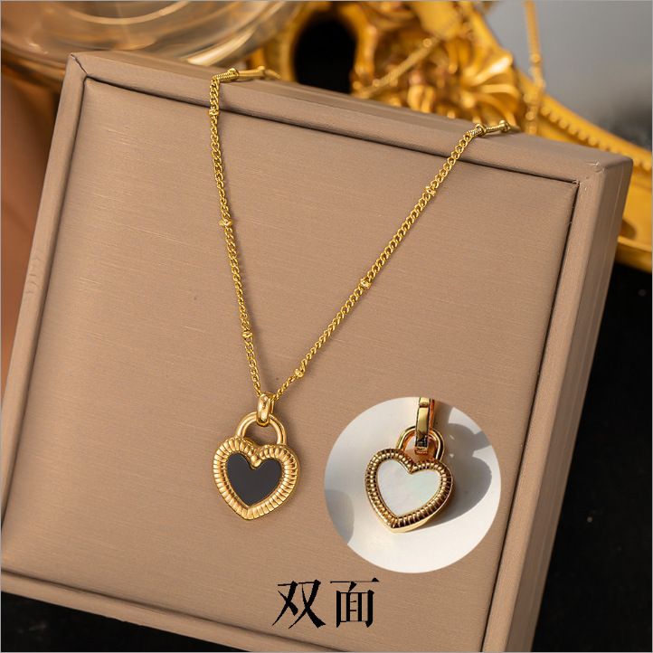 Nouveau collier ras du cou en acier titane inaltérable pour femme, tendance et simple, avec un trèfle à quatre feuilles et un style élégant._voghion.com