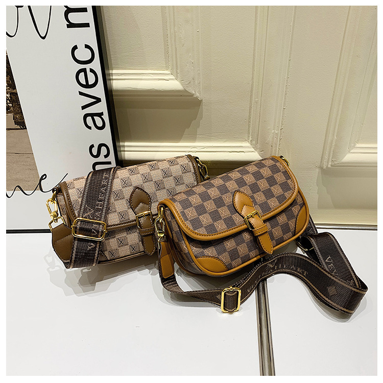 2023 Classic Plaid Stick Bag Versatile Stick Bag Single Shoulder Bag Cross Shoulder Women's Small Square Bag_voghion.com