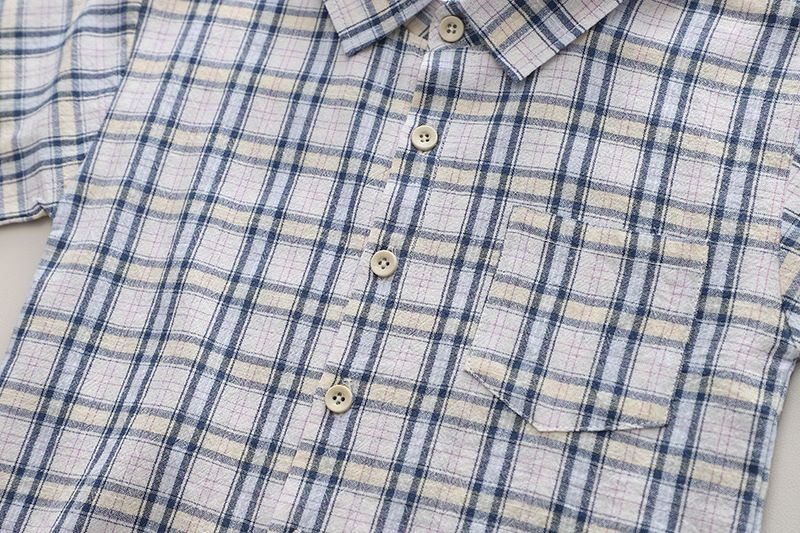 Barnkläder, pojkkostym, rutig skjorta, kortärmad, ettårig pojke, sommarbebis, barnkläder_voghion.com