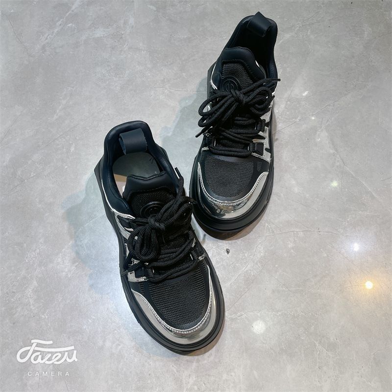 Scarpe casual da donna con punta tonda e lacci, con suola spessa, con aumento di altezza, autunno inverno 2025, nuove_voghion.com