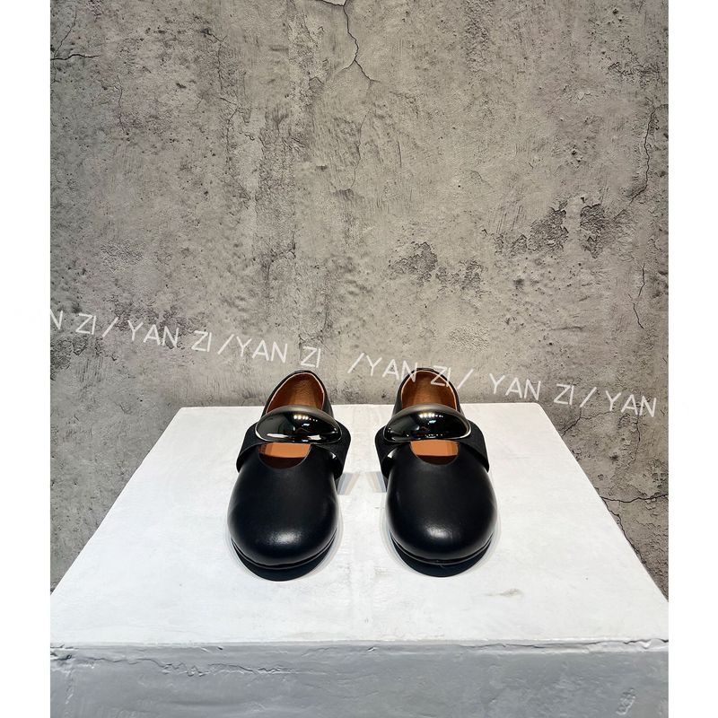 Yanzi/2024 Feder Metallschnalle Elastische Mary Jane Leder Modedesign Damen Single Ballett Tanzschuhe_voghion.com