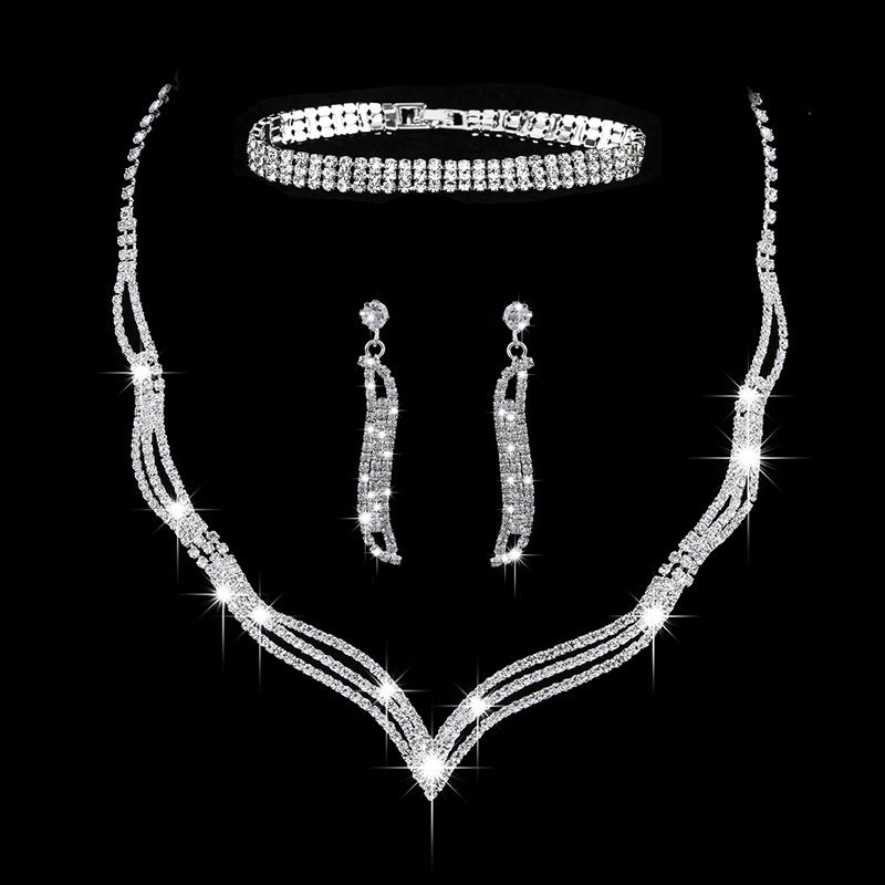 Collana di gioielli da sposa con tre pezzi di collana con artigli di strass, set di gioielli all'ingrosso, fornitura di e-commerce_voghion.com