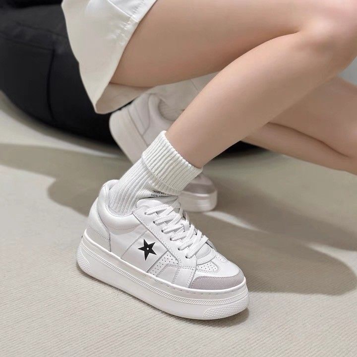 High Version D Brand New Logo Thick-Soled Casual Sports White Sneakers Star Round Toe Height-Increasing Platform Shoes_voghion.com