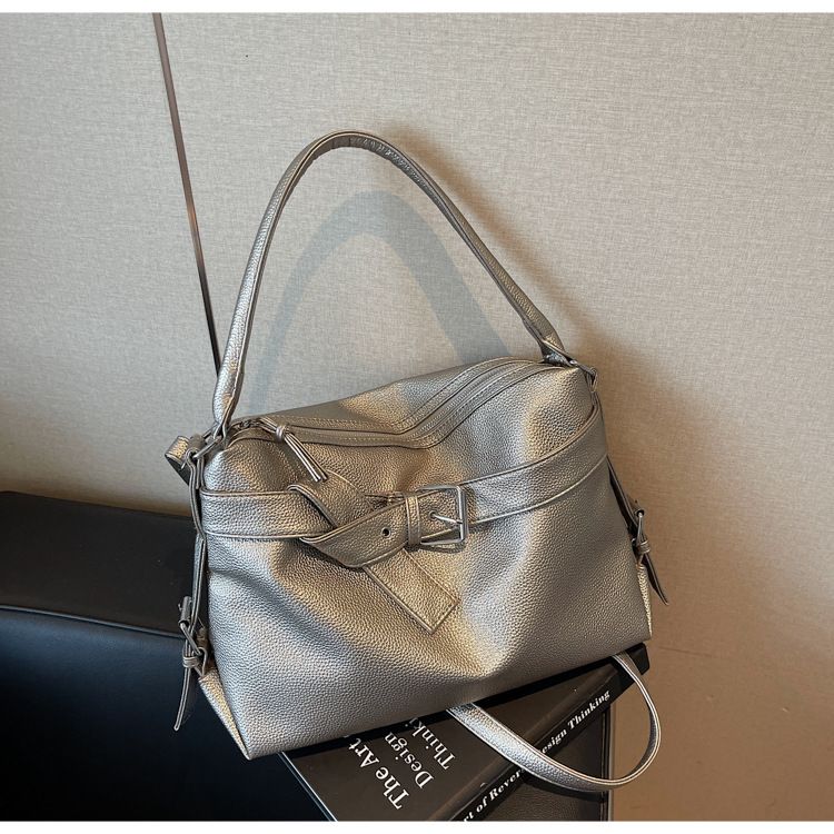 Sac fourre-tout tendance pour femme, grande capacité, en PU souple, avec fermeture éclair, pour un usage quotidien, disponible en noir, beige, marron et argent._voghion.com