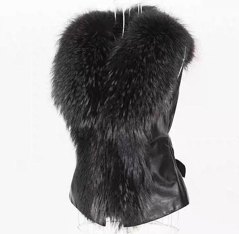 Kleeder Hierscht a Wanter Damen Waschbierkragenjacket Kuerz Slim Fit Pelzweste_voghion.com