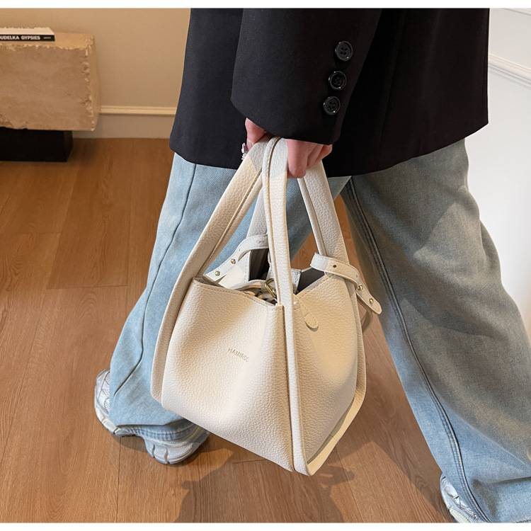 Zweiteilige, weiche Schultertasche mit Litschi-Muster für Mütter im Außenhandel. Neue, lässige, einfache, tragbare diagonale Tasche für das Leben._voghion.com