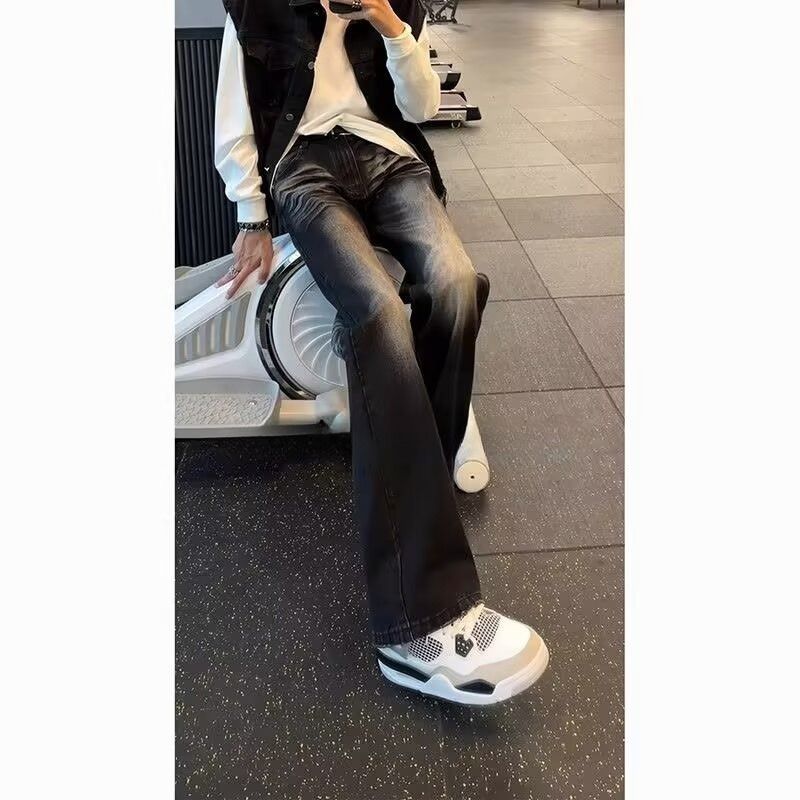 Vintage High-Waisted Wide-Leg Jeans – Retro Washed Black Denim With Distressed Hem & 90s Silhouette_voghion.com