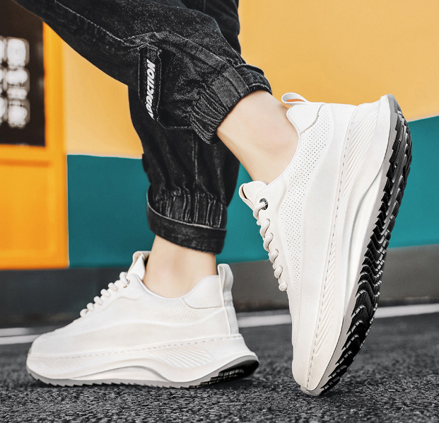 2024 autumn and winter men's plus size leather sports and leisure shoes Korean version height increasing dad trendy shoes_voghion.com