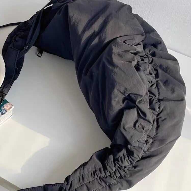 Nischendesign – Schlichte, lässige Umhängetasche mit Kordelzug und Falten_voghion.com