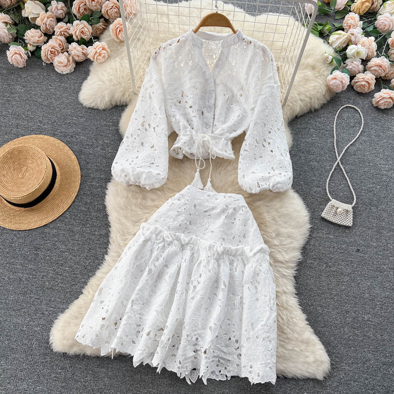 Damenmode, modisch, schick, schick, zweiteiliger Anzug_voghion.com