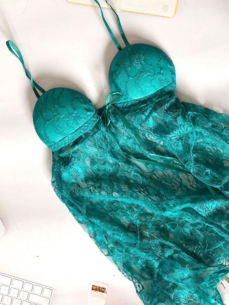 Abito sexy in pizzo trasparente con coppe integrate e perizoma gratuito_voghion.com